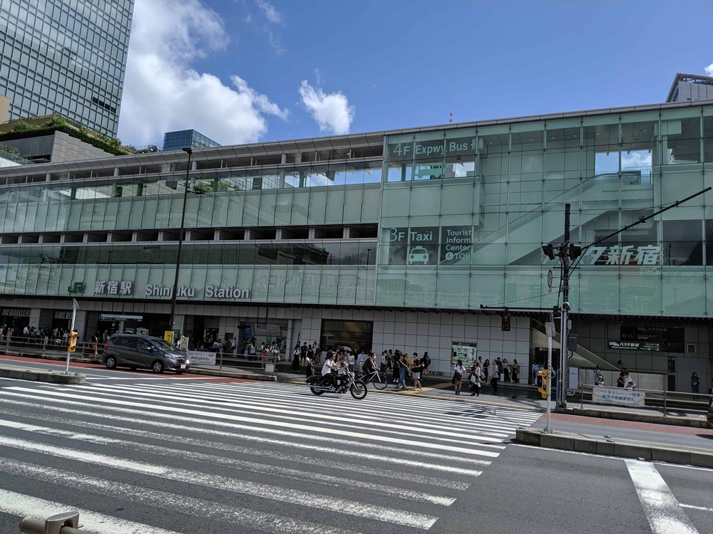 起點-新宿車站
