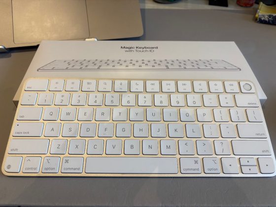 Magic Keyboard Touch ID鍵盤