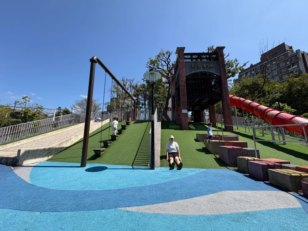 水返腳公園-乾式遊戲場