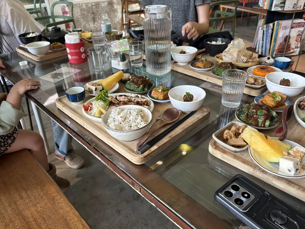 甘草食堂-整桌餐點