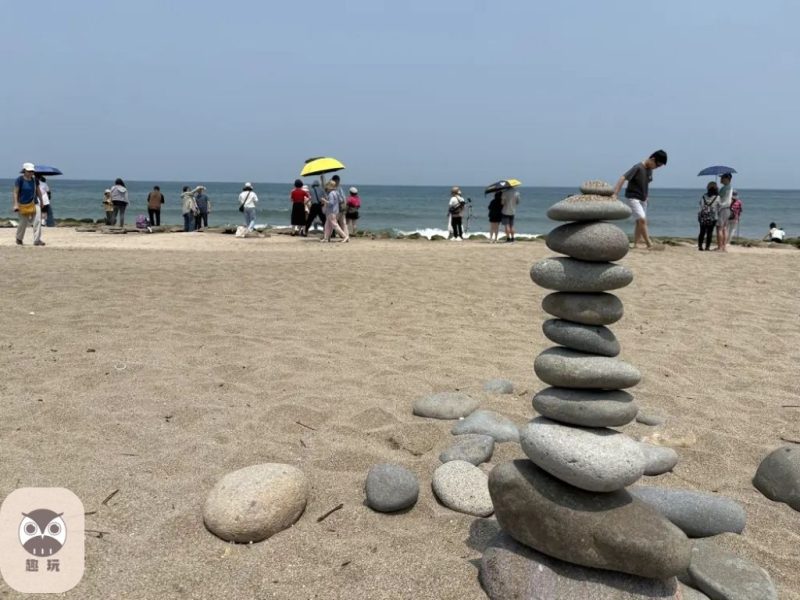 北海岸石門親子一日遊｜淨灘體驗、老梅綠石槽、附近餐廳推薦