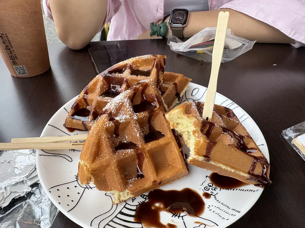 外木山 貓貓咖啡 鬆餅