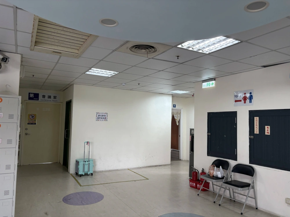 安樂區室內兒童樂園-推車停放區