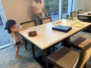 粵亮廣式料理-座位