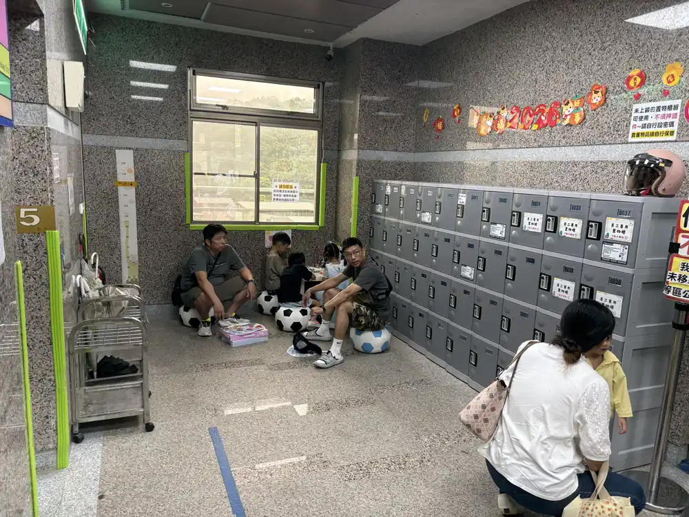 中山區室內兒童樂園-置物櫃