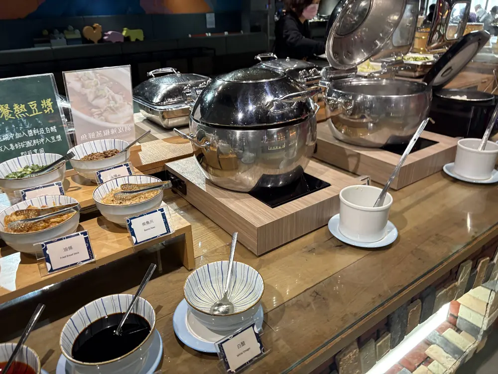 台中鳳凰酒店-早餐-鳳凰食號鹹豆漿餐檯