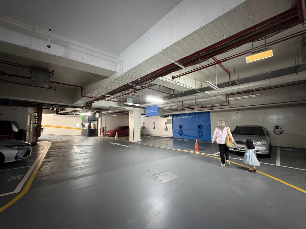 樸石麗緻飯店-地下室停車場