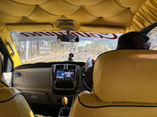 ganesh 車內裝潢