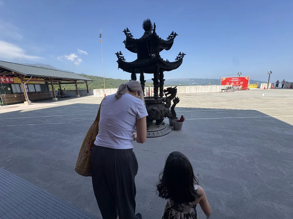 金山財神廟-拜拜